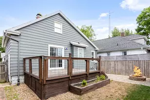 526 La Salle Ave, Saint Joseph, MI 49085 - Photo 23