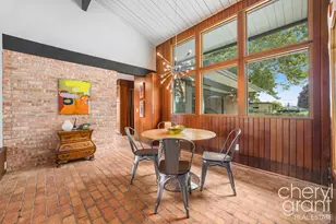 1825 Meadowfield Dr NE, Grand Rapids, MI 49505 - Photo 15