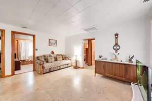 306 E Indiana St, New Buffalo, MI 49117 - Photo 5