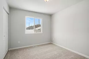 2034 Kristin Ct, Muskegon, MI 49442 - Photo 19