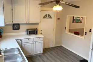 1008 Wayne St, Saint Joseph, MI 49085 - Photo 21