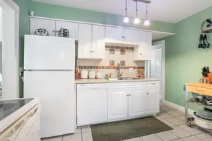 1044 E Apple Ave, Muskegon, MI 49442 - Photo 17