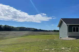 2509 S 40th Ave, Shelby, MI 49455 - Photo 9