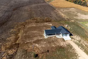 2509 S 40th Ave, Shelby, MI 49455 - Photo 5