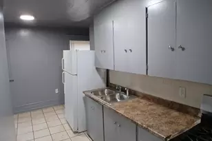 35 Liberty St, Pontiac, MI 48341 - Photo 3