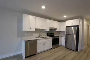 540 New Ave SW, Grand Rapids, MI 49503 - Photo 3