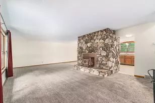 8892 Maplewood Dr, Berrien Springs, MI 49103 - Photo 9