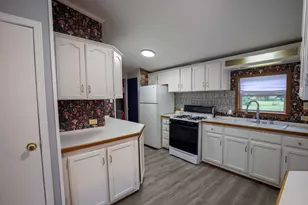 485 E South St, Marcellus, MI 49067 - Photo 3