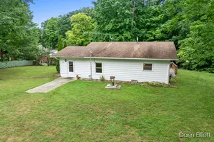 901 Half Moon Lake Dr SW, Stanton, MI 48888 - Photo 27