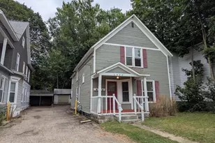 1420 Buffalo Ave NE, Grand Rapids, MI 49505 - Photo 1