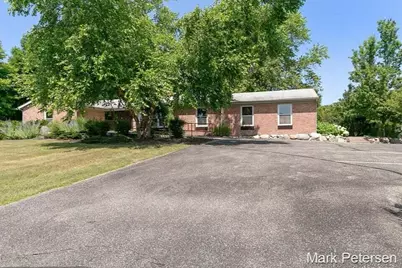 10606 W Carson City Road, Greenville, MI 48838 - Photo 31