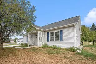 1000 W Villas Dr, Vicksburg, MI 49097 - Photo 17