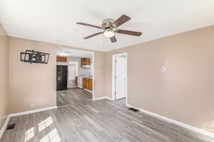 206 W North St, Albion, MI 49224 - Photo 5