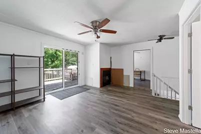 616 E Slocum Street, Whitehall, MI 49461 - Photo 9