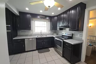 218 Michigan Ave, Sturgis, MI 49091 - Photo 9