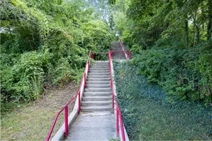 83 Michigan Ave, South Haven, MI 49090 - Photo 9