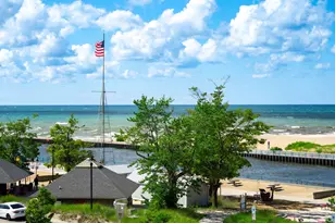 83 Michigan Ave, South Haven, MI 49090 - Photo 3