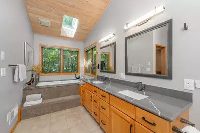 7217 Hawthorn Valley Avenue, Kalamazoo, MI 49009 - Photo 23