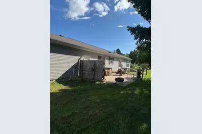 6754 Paw Paw Avenue, Coloma, MI 49038 - Photo 3