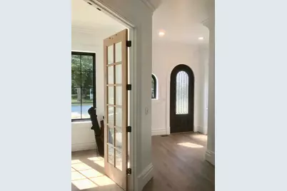 2006 Watkins Lake Road, Waterford, MI 48328 - Photo 9