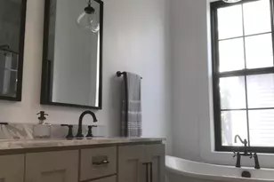 2006 Watkins Lake Rd, Waterford, MI 48328 - Photo 29