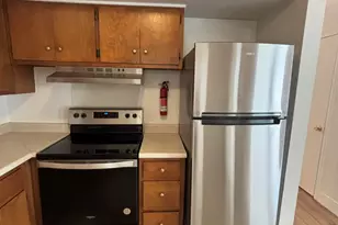 734 W Kilgore Rd, Kalamazoo, MI 49008 - Photo 7