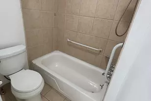 734 W Kilgore Rd, Kalamazoo, MI 49008 - Photo 13