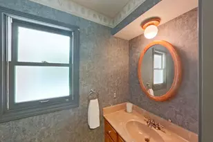 8415 Bridge Rd, Grosse Ile, MI 48138 - Photo 17