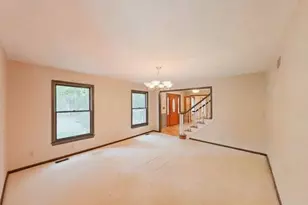 8415 Bridge Rd, Grosse Ile, MI 48138 - Photo 11