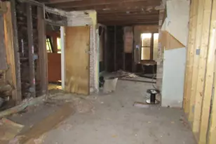 562 W Van Buren St, Battle Creek, MI 49037 - Photo 5