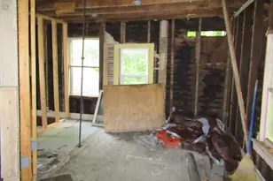 562 W Van Buren St, Battle Creek, MI 49037 - Photo 13