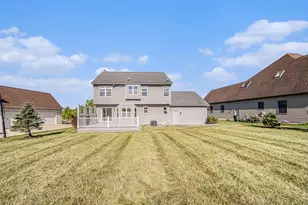 403 Pembroke Dr, Saline, MI 48176 - Photo 3