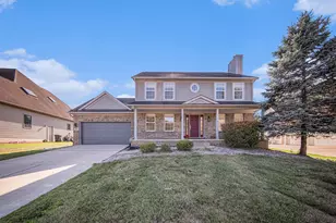403 Pembroke Dr, Saline, MI 48176 - Photo 1