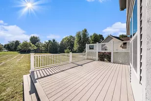 403 Pembroke Dr, Saline, MI 48176 - Photo 11