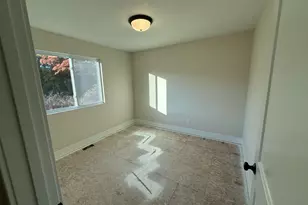 1860 Kreft St NE, Grand Rapids, MI 49525 - Photo 11