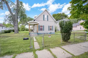 816 Maltby St, Jackson, MI 49202 - Photo 1