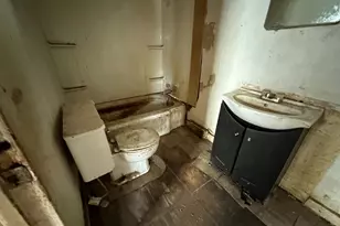 255 High St, Benton Harbor, MI 49022 - Photo 13