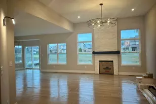 20015 Fountain View Ln, Brownstown, MI 48183 - Photo 13