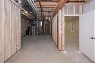 776 Chancellor Dr SW, Grandville, MI 49418 - Photo 29