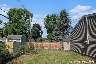 3100 Glenbrook Drive, Lansing, MI 48911 - Photo 19