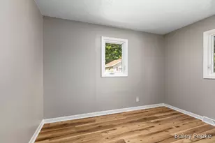 1051 West St, Muskegon, MI 49442 - Photo 11