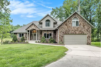 7805 Cougar Drive, Delton, MI 49046 - Photo 5