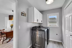 2018 W Coachlight Dr, Jackson, MI 49201 - Photo 27