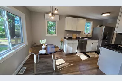 470 S Sheridan Drive, Muskegon, MI 49442 - Photo 9