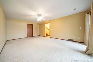 1335 Suncrest Dr NE, Grand Rapids, MI 49525 - Photo 31