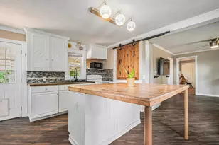 3823 Oxbow Rd, Sodus, MI 49126 - Photo 9