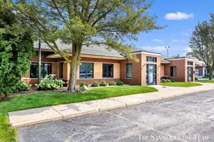 16986 Robbins Rd, Grand Haven, MI 49417 - Photo 3