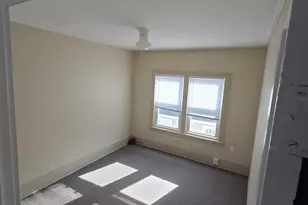 300 W 17th St, Holland, MI 49423 - Photo 7