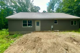 2201 S Sand Lake Rd, Hillsdale, MI 49242 - Photo 5