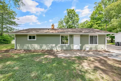 802 Carrol Street, Buchanan, MI 49107 - Photo 3